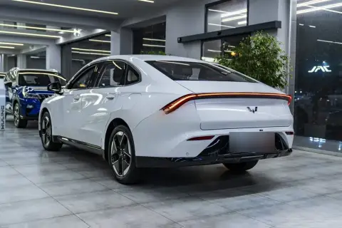 Wuling Starlight 2025 — миниатюра 6