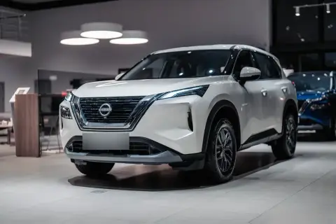 Nissan X-Trail 2025 — миниатюра 2
