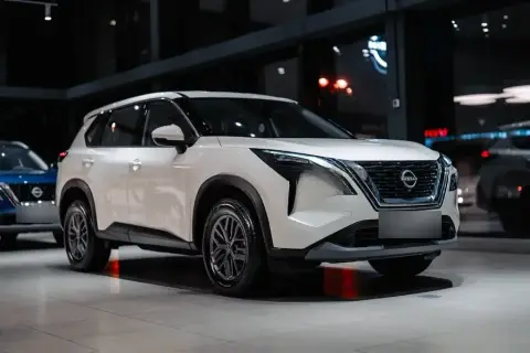 Nissan X-Trail 2025 — миниатюра 4