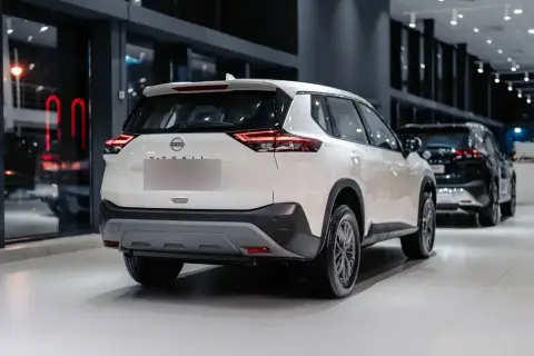 Nissan X-Trail 2025 — миниатюра 6