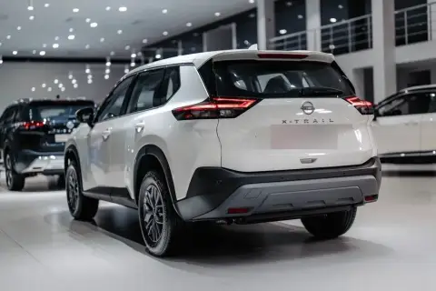 Nissan X-Trail 2025 — миниатюра 7