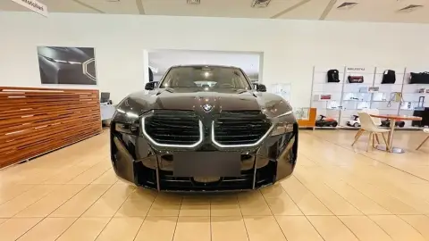 BMW XM 50e 2025 — миниатюра 4