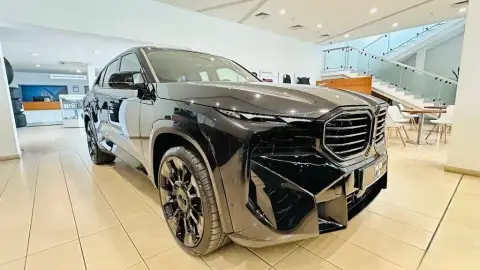 BMW XM 50e 2025 — миниатюра 5