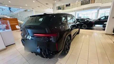 BMW XM 50e 2025 — миниатюра 10