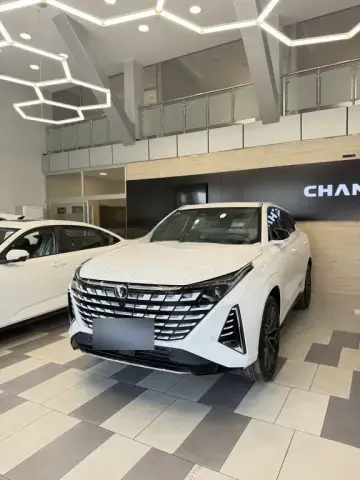 Changan Uni-Z 2025 — миниатюра 1