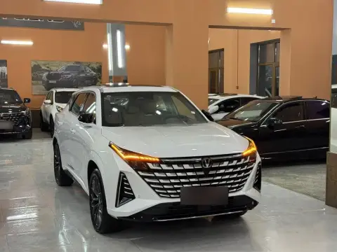 Changan Uni-Z 2025 — миниатюра 7