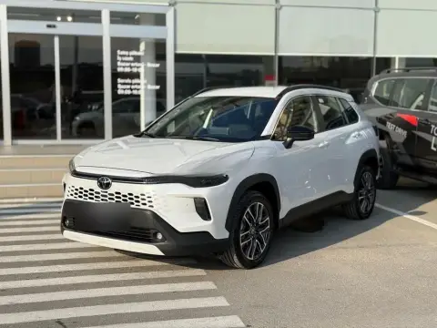 Toyota Corolla Cross 2026 — миниатюра 1