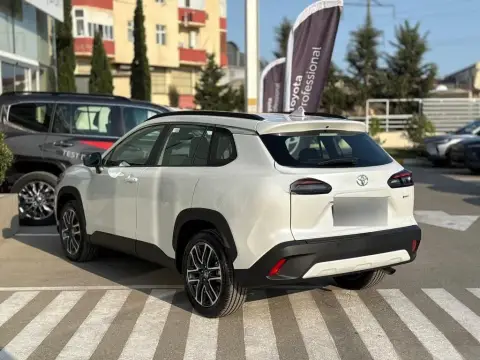 Toyota Corolla Cross 2026 — миниатюра 4