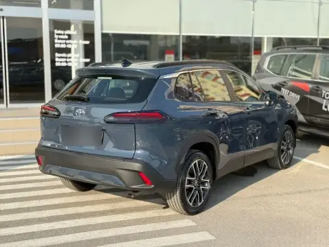 Toyota Corolla Cross 2026 — миниатюра 8