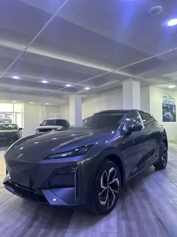 Changan Deepal S07 2025 — миниатюра 2