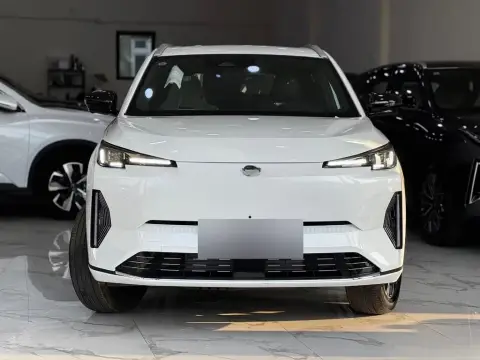 Changan Qiyuan Q05 2025 — миниатюра 1