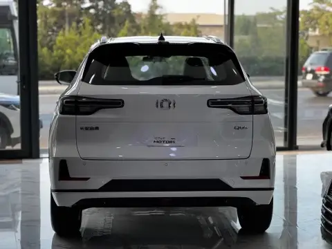 Changan Qiyuan Q05 2025 — миниатюра 2