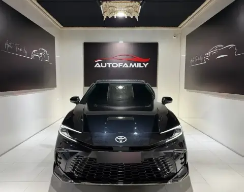 Toyota Camry 2025 — миниатюра 2