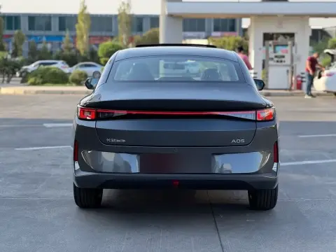 Changan Qiyuan A05 2025 — миниатюра 6