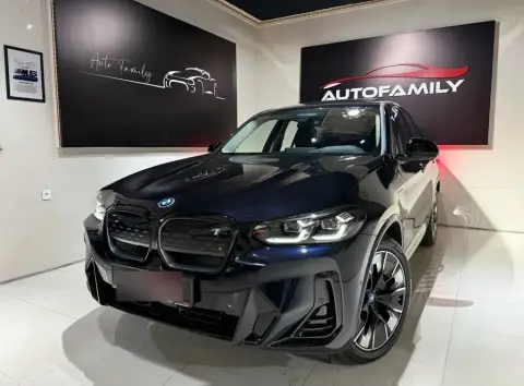 BMW iX3 2025 — миниатюра 1