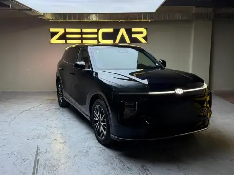 Changan Qiyuan Q07 2025 — миниатюра 2