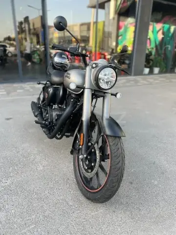 Royal Enfield Classic 350 2025 — миниатюра 3