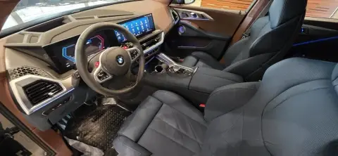 BMW XM 50e 2025 — миниатюра 3
