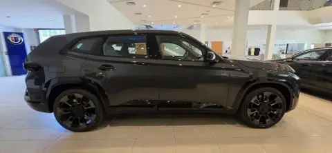 BMW XM 50e 2025 — миниатюра 5