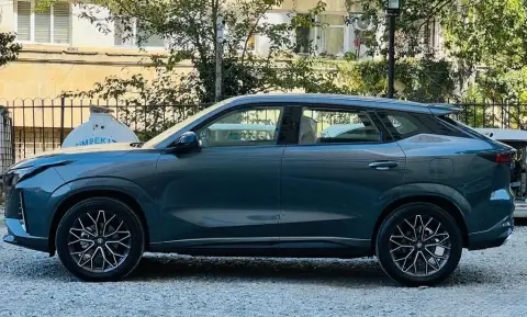 Changan Uni-Z 2025 — миниатюра 2