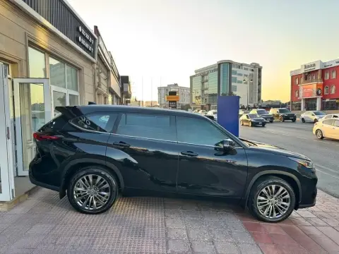 Toyota Highlander 2025 — миниатюра 3