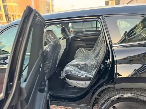 Toyota Highlander 2025 — миниатюра 7