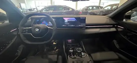 BMW 520 2025 — миниатюра 2