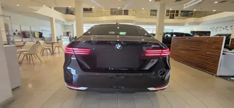 BMW 520 2025 — миниатюра 8