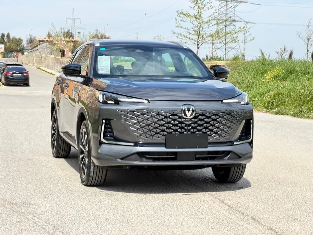 Changan CS 55 Plus 2025 — фото 1 из 10