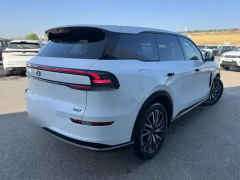 Changan Qiyuan Q07 2025 — миниатюра 9