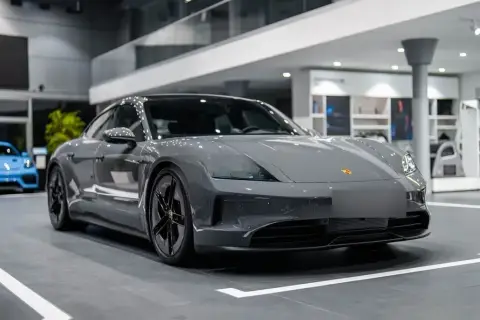 Porsche Taycan 2025 — миниатюра 3