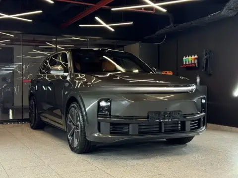 Li Auto L7 2025