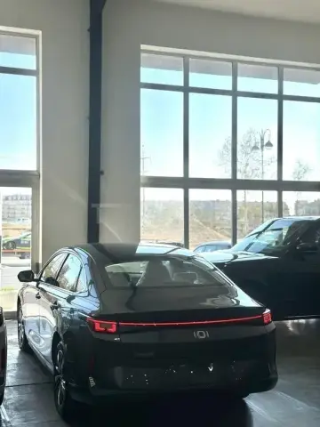 Changan Qiyuan A05 2025 — миниатюра 7