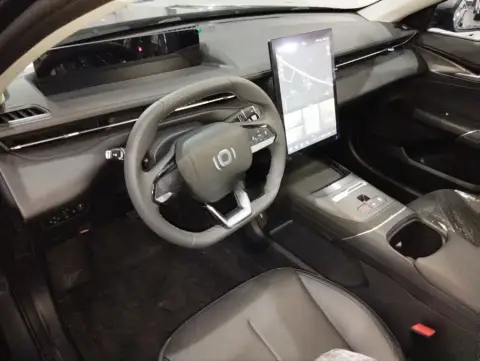 Changan Qiyuan A05 2025 — миниатюра 10