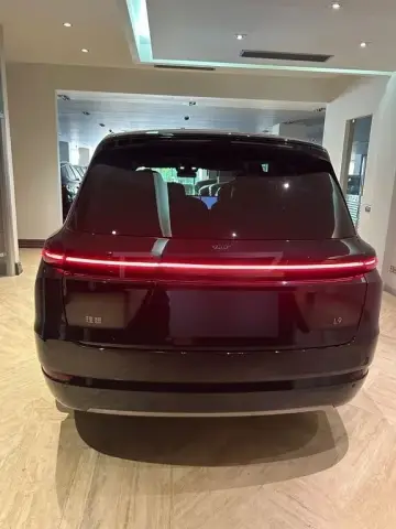 Li Auto L9 2025 — миниатюра 7