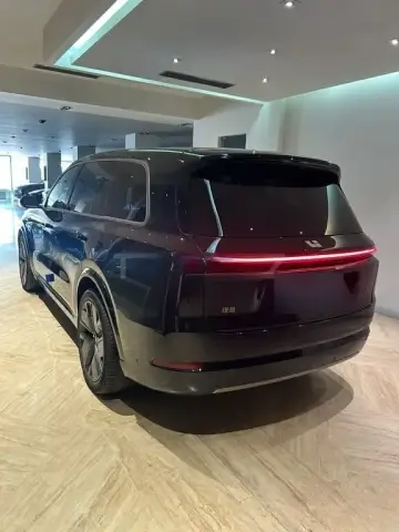 Li Auto L9 2025 — миниатюра 8