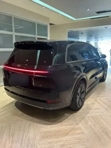 Li Auto L9 2025 — миниатюра 9