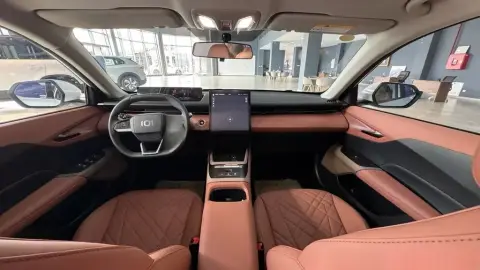 Changan Qiyuan A05 2025 — миниатюра 2
