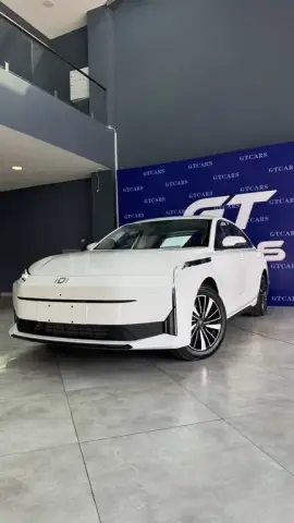 Changan Qiyuan A05 2025 — миниатюра 6