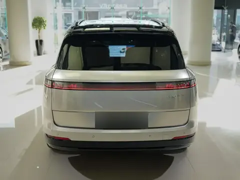 Lynk & Co 900 2026 — миниатюра 5
