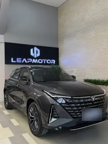 Changan Uni-Z 2025 — миниатюра 2