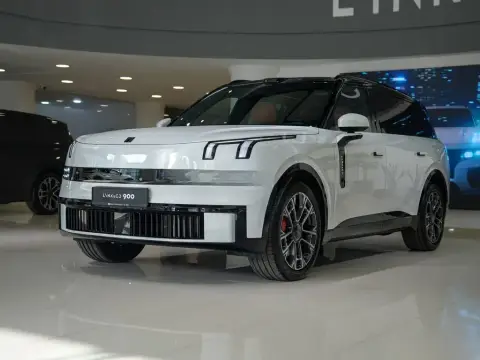 Lynk & Co 900 2026 — миниатюра 1