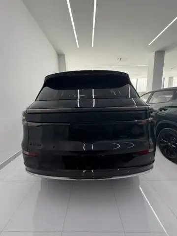 Changan Qiyuan Q07 2025 — миниатюра 2