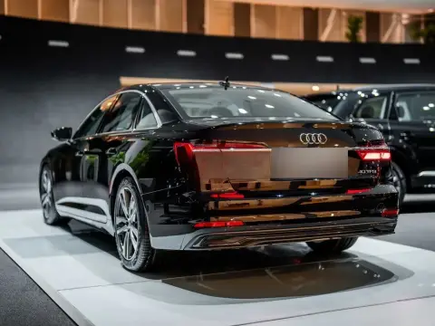 Audi A6 2025 — миниатюра 6