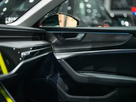 Audi A6 2025 — миниатюра 10