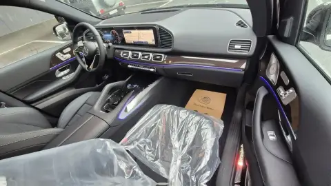 Mercedes-Benz GLE 400 e 4MATIC 2025 — миниатюра 9