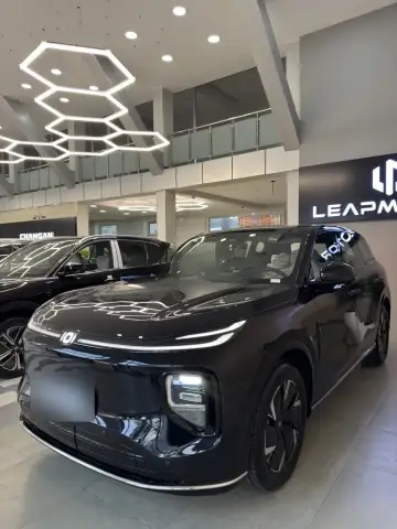 Changan Qiyuan Q07 2025 — миниатюра 3