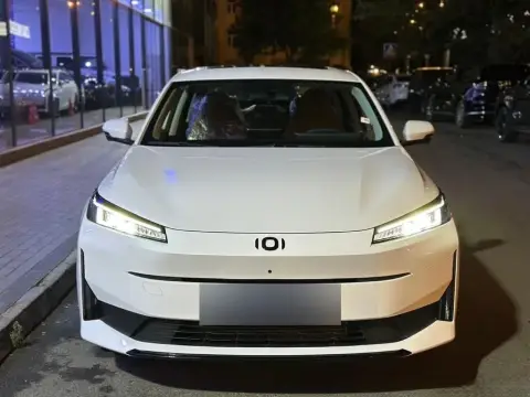 Changan Qiyuan A05 2025 — миниатюра 1
