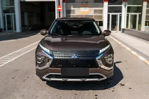 Mitsubishi Eclipse Cross 2025