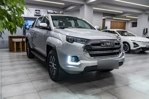 JMC Vigus Plus 2025